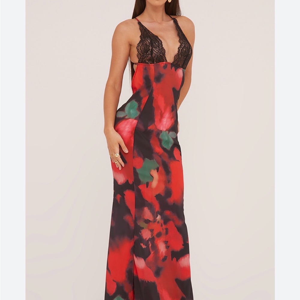 Elegant Red and Black Lace Maxi Dress